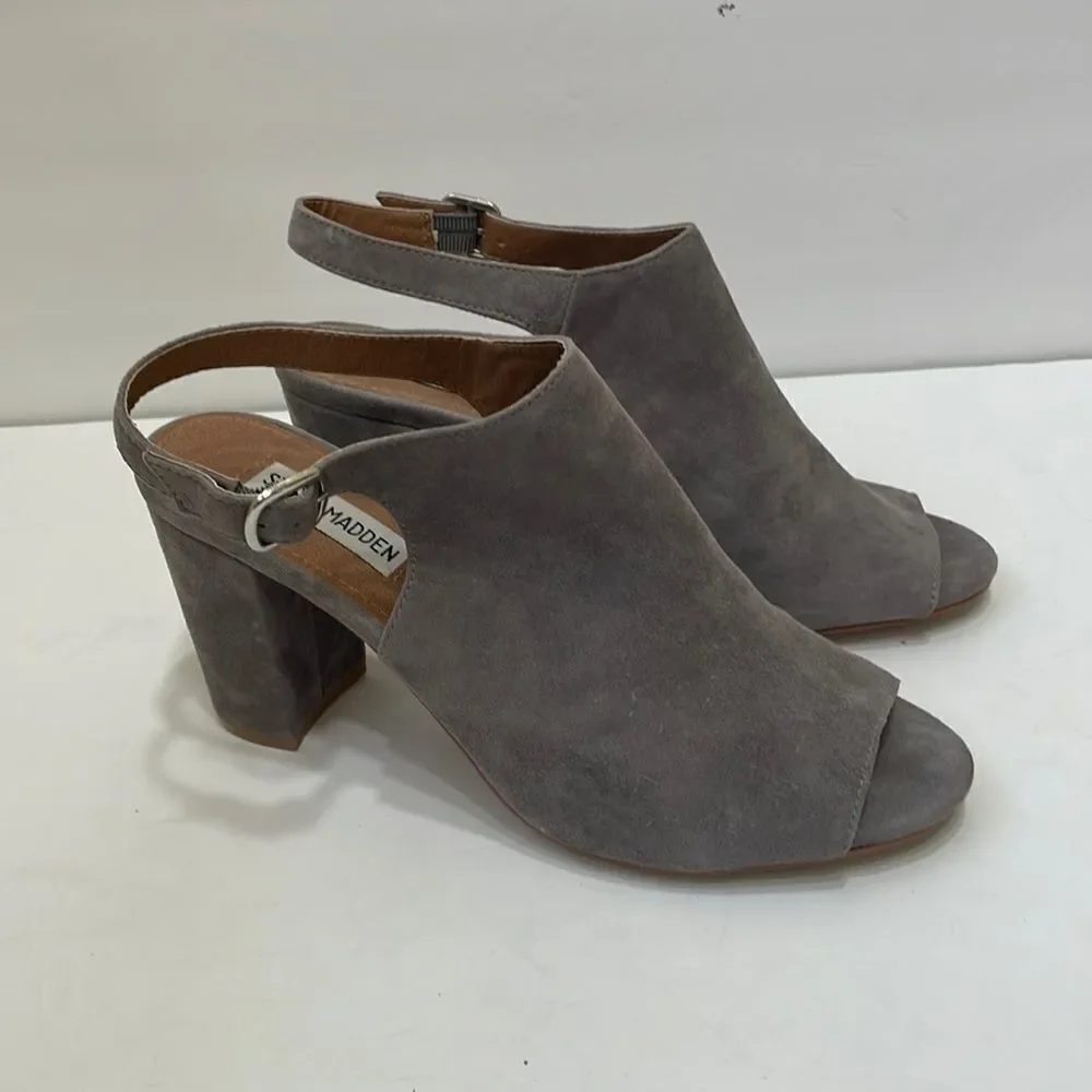 STEVE MADDEN SUEDE PEEP TOE‎ HEELS IN GRAY